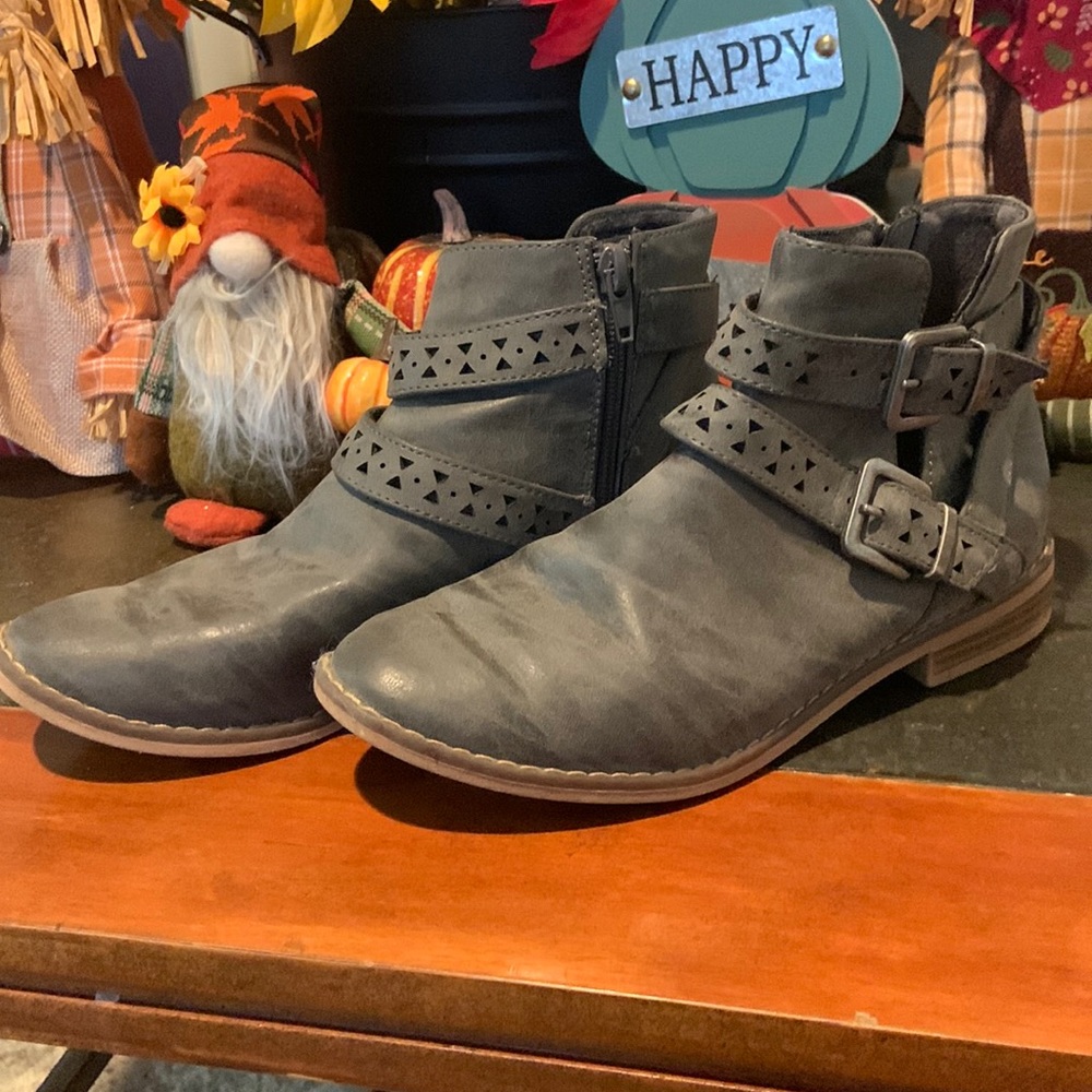 Girls ankle boots